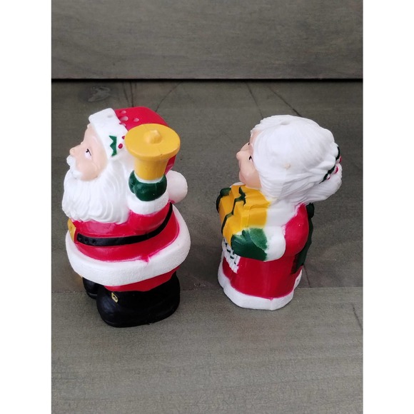 Vtg McCrory Santa & Mrs Clause Salt n Pepper Shakers Hong Kong Christmas NOS(z) - Picture 5 of 9